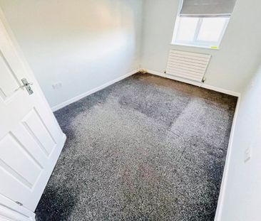 Oak Road, Blaina, ABERTILLERY - Photo 3