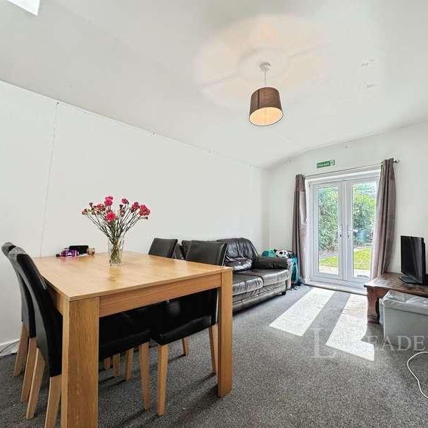 Gipsy Close, Norwich, NR5 - Photo 1