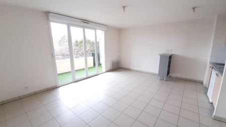 location Appartement T2 DE 42.13m² À PONTAULT COMBAULT - Photo 3