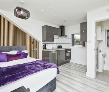 Studio to rent - Photo 3