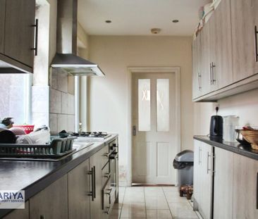 3 bedroom terraced house to rent - Photo 5