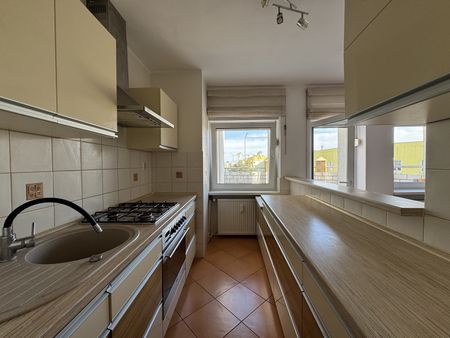 = Czteropokojowe mieszkanie = - Zdjęcie 3