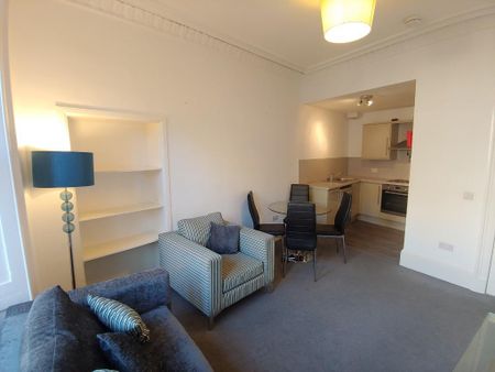 2 bedroom flat to rent - Photo 4