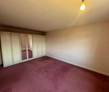 4 bedroom detached house to rent - Photo 6