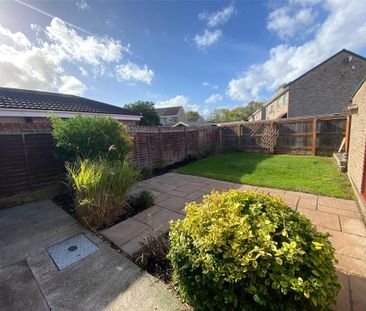 2 bedroom semi-detached house to rent - Photo 3
