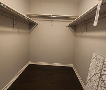 For Lease - 155 Rosie Street, Blue Mountains, Ontario - Photo 2