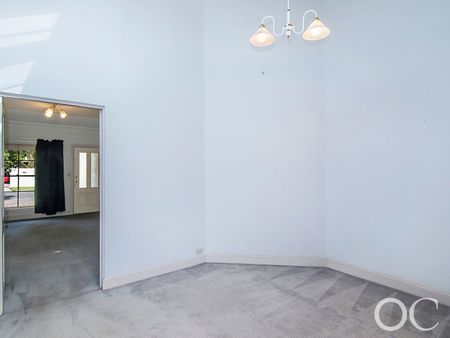 Open The Door to Immaculate Courtyard Living in Broadview - Photo 4