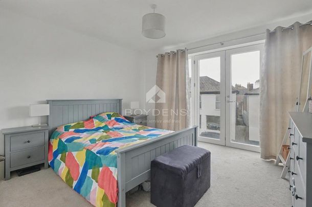 2 bedroom flat to rent - Photo 1