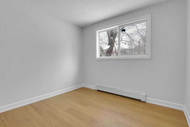 For Lease - 555 Churchill Avenue Unit# 1, Westboro - Hampton Park, Ontario - Photo 1