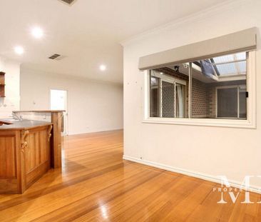 32 Mondana Way, Mount Martha VIC 3934 - Photo 2