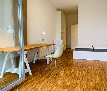 Neu: Möbliertes Design-Appartement in umgebauter Kirche! - Photo 4