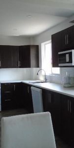 6 ½ rue Notre Dame Laval 5 électros Inclus LIBRE - Photo 4