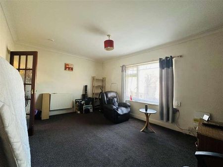 Arbury Road, Nuneaton, CV10 - Photo 4