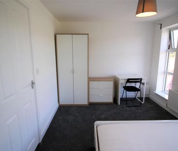 5 bedroom private hall to rent - Photo 5