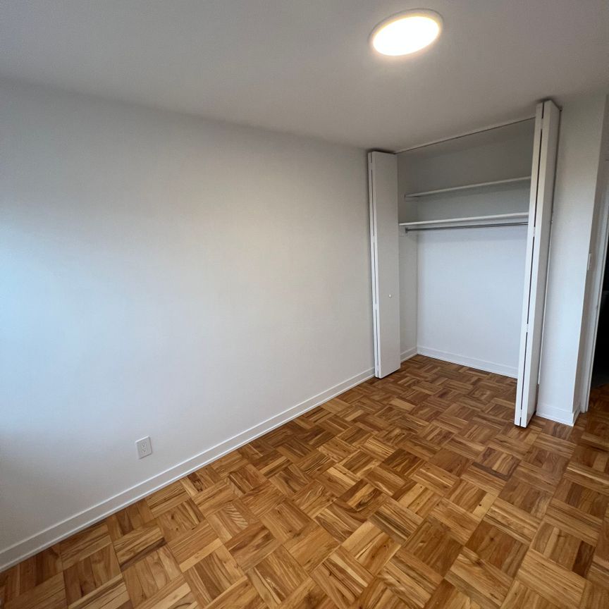 501 Kingston Road - Photo 1