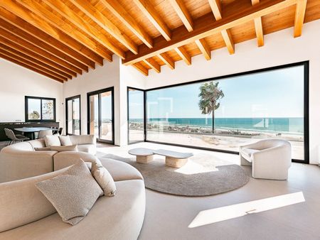 New build 5 Bedroom house / villa for rent in Bellamar, Barcelona - Photo 2