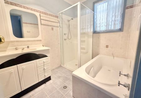 Lovely Home in Quiet Location! - Photo 5