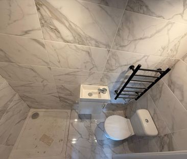 Studio Flat, Haydons Road, SW19 - Photo 5