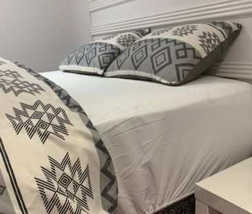 For Lease - 104 Peevers Crescent, Newmarket, Ontario - Photo 6