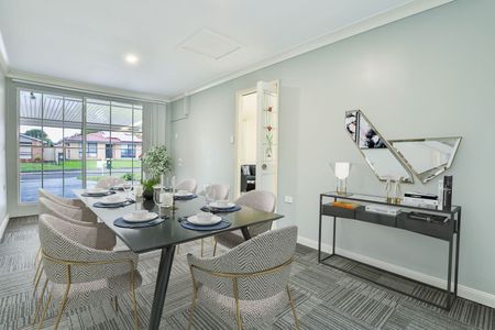 Family Home With Pool In Convenient Location! - Photo 2