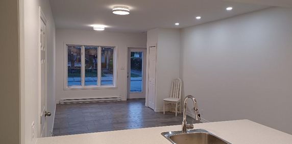 3 1/2 (disponible maintenant), 336, St-Viateur, Joliette - Photo 2