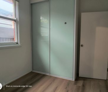 Fully Renovated Four Bedroom Family Home - Photo 2