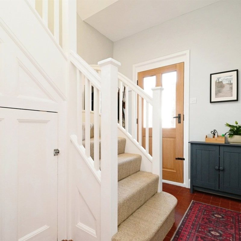 YORK AVENUE - Photo 1