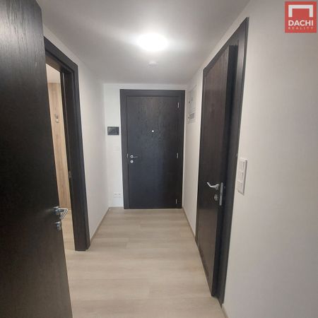 Pronájem bytu 1+kk a garsoniéry 35 m² - Photo 3