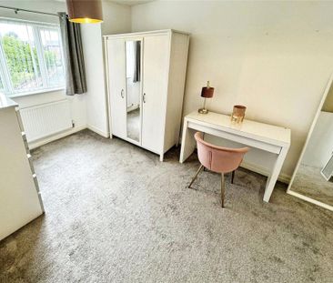 4 bedroom detached house to rent - Photo 6