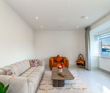 4 Bed House, Clay Farm, Leopardstown, Dublin 18 - Photo 2