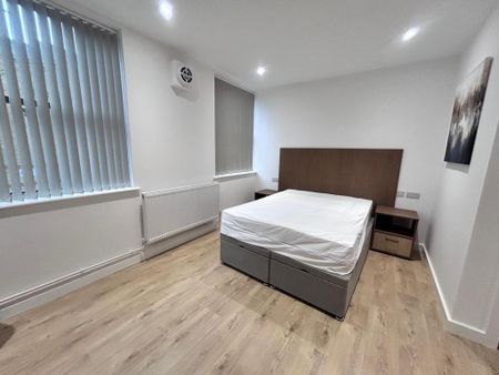 Studio to rent - Photo 3