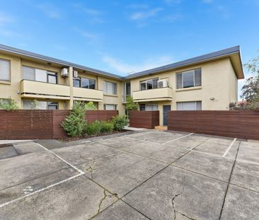 5/36 Elizabeth Street, Bentleigh East, Vic 3165 - Photo 2