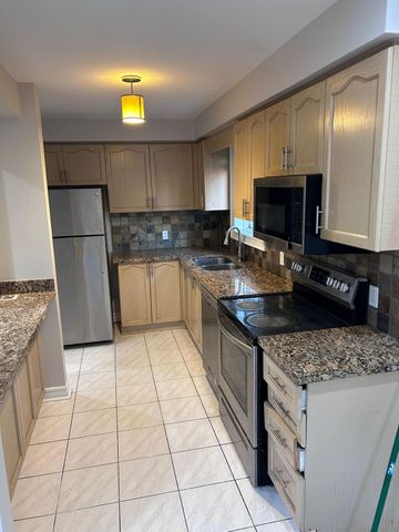 For Lease - 43 Summerdale Crescent, Brampton, Ontario - Photo 4