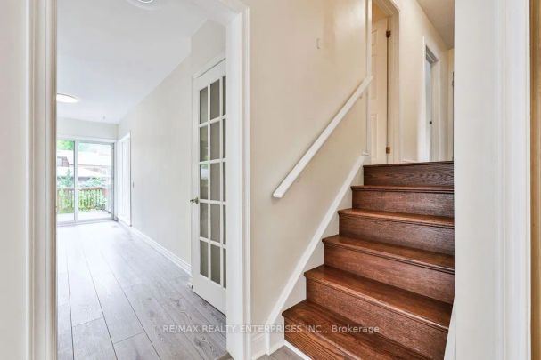 Detached Home For Lease | W9248483 - Photo 1