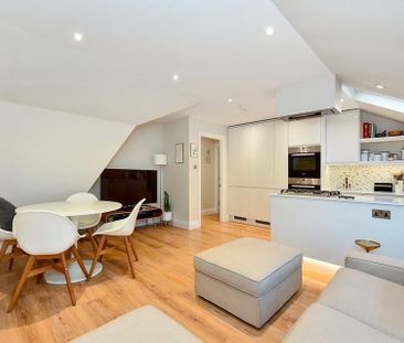 3 bedroom flat to rent - Photo 2