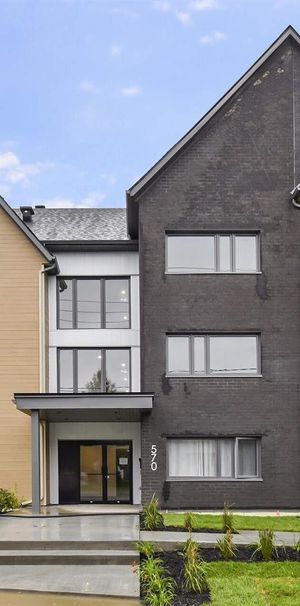 Condo Locatif Neuf De 2 Chambres à Louer à Lavaltrie - Photo 1