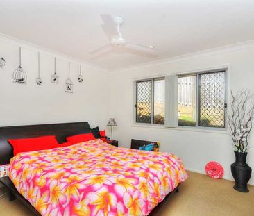 2/9 Monza Drive, Oxenford QLD 4210 - House For Rent | Domain - Photo 2