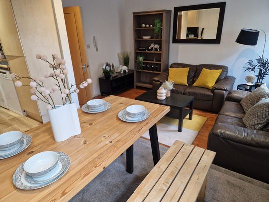 4 bedroom apartment to rent - Photo 1