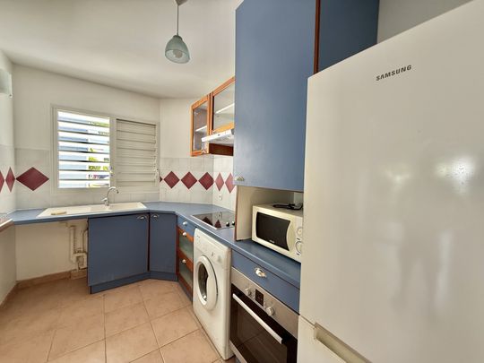 Location Appartement 2 pièces 45m² LE GOSIER 97190 - Photo 1
