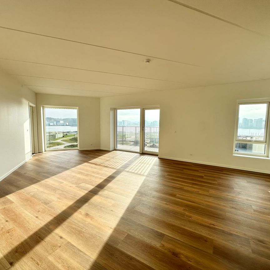 Skøn 3-værelses lejlighed med altan og udsigt - Foto 1