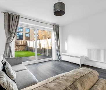 Meadow Close, Tamworth Road, Hertford, SG13 - Photo 1