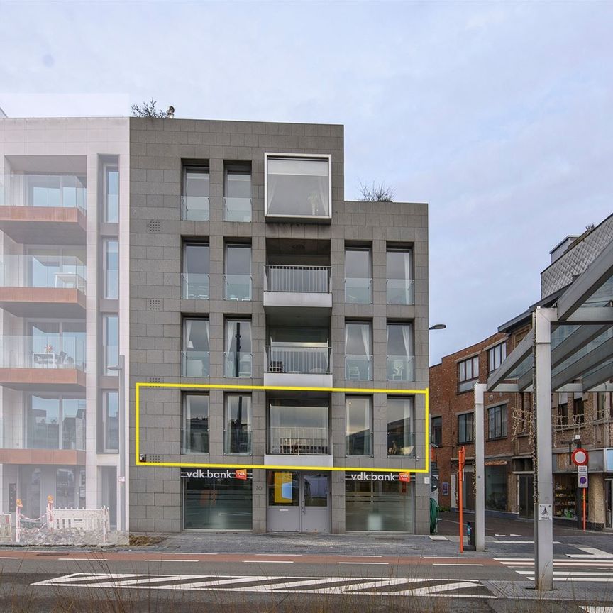 Riant appartement met zicht op Grote Markt te Sint-Niklaas - Foto 1