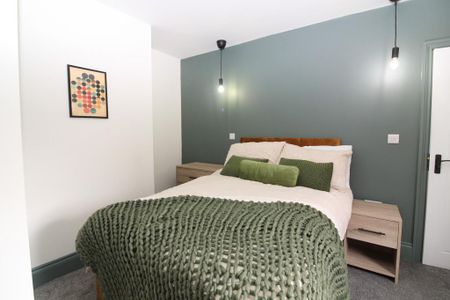 1 bedroom in a house share to rent - Photo 3