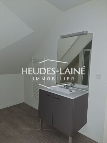 Location Appartement 2 pièces 69m² AVRANCHES 50300 - Photo 4