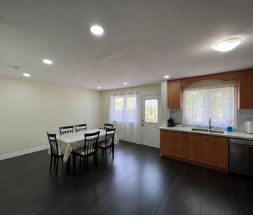 For Lease - 37 1/2 Cumberland Street, St. Catharines, Ontario - Photo 5