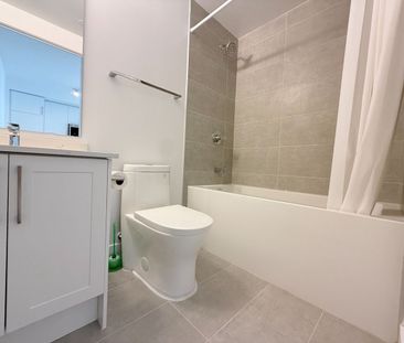 For Lease - 2450 Old Bronte Road Unit# 328, Oakville, Ontario - Photo 6