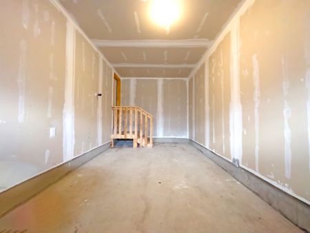 For Lease - 548 Red Elm Drive, Shelburne, Ontario - Photo 5