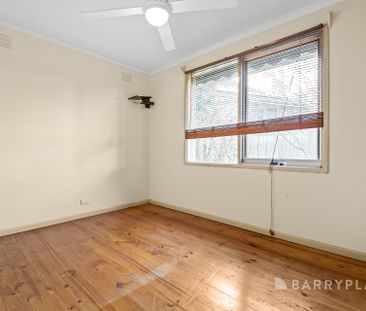 Family Home - Photo 4