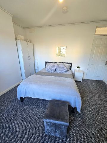 Room in a Shared Flat, Hadleigh House, E1 - Photo 5