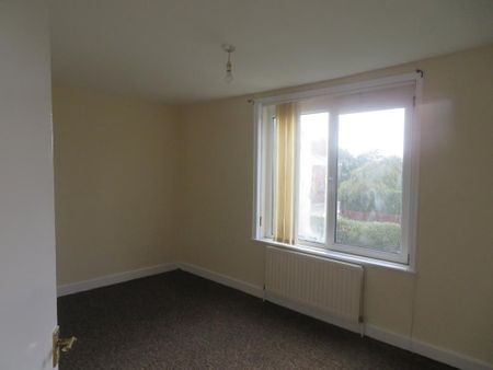 2 bedroom semi-detached house to rent - Photo 5